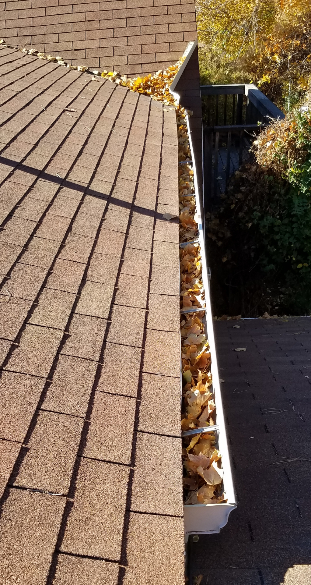 Gutter cleaning service by Clean The Castle
